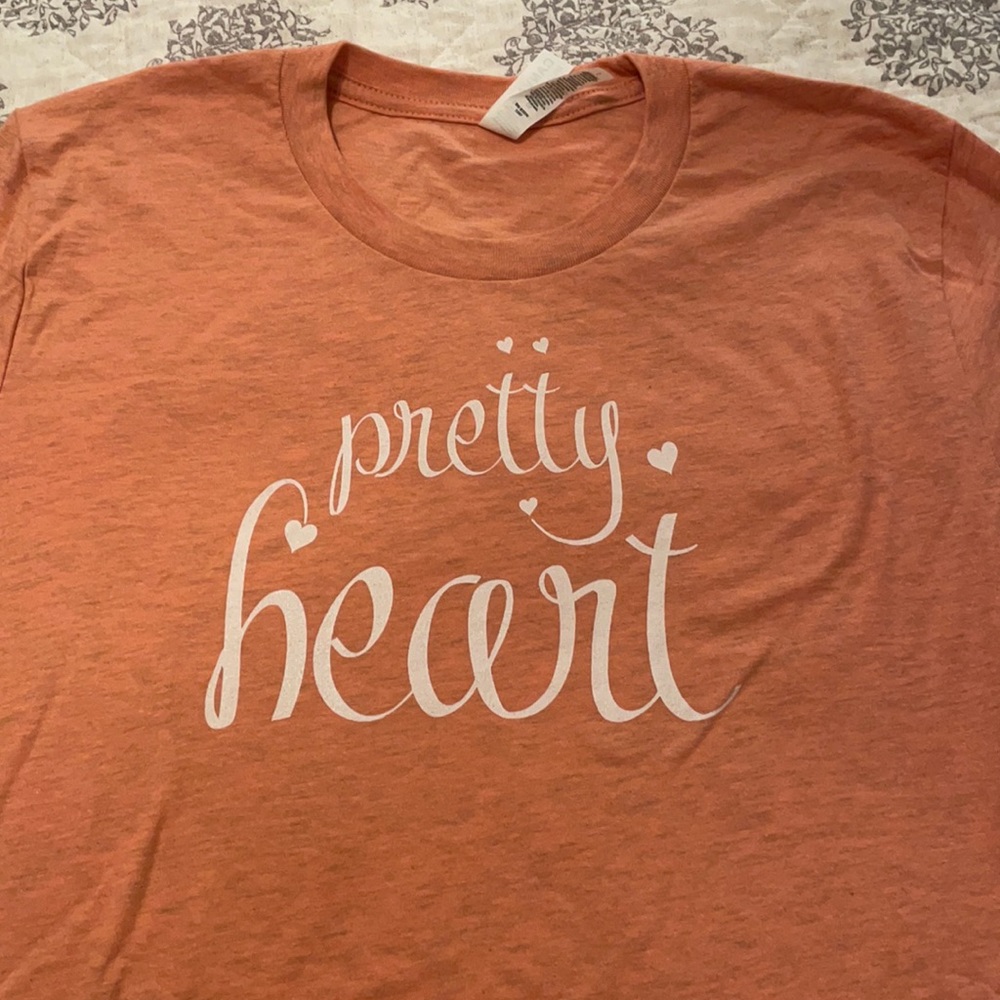 Parker McCollum Pretty Heart T shirt